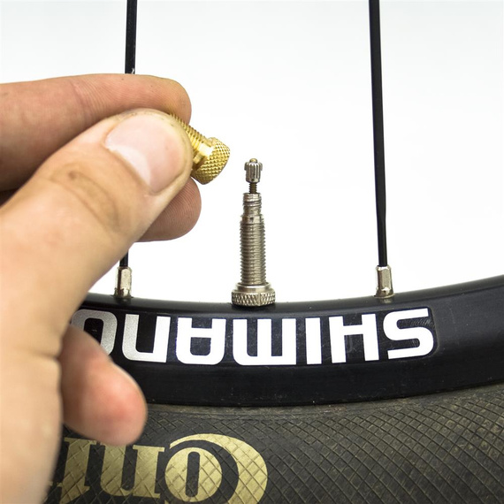 Adapter Presta / Schrader na Auto do pompowania roweru na stacji benzynowej - 5 sztuk