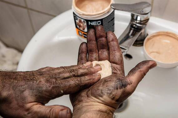 Żelowa specjalna pasta Neo Tools do mycia rąk i usuwania trudnych zabrudzeń, słoik 500g